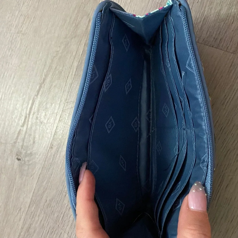 Vera Bradley Wallet Womens OS Blue Geometric Quilted